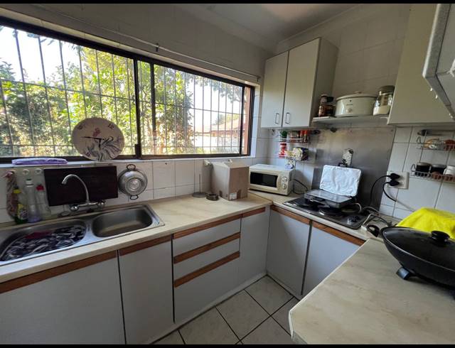 3 BEDROOM TOWNHOUSE FOR SALE IN MISTY BAY
